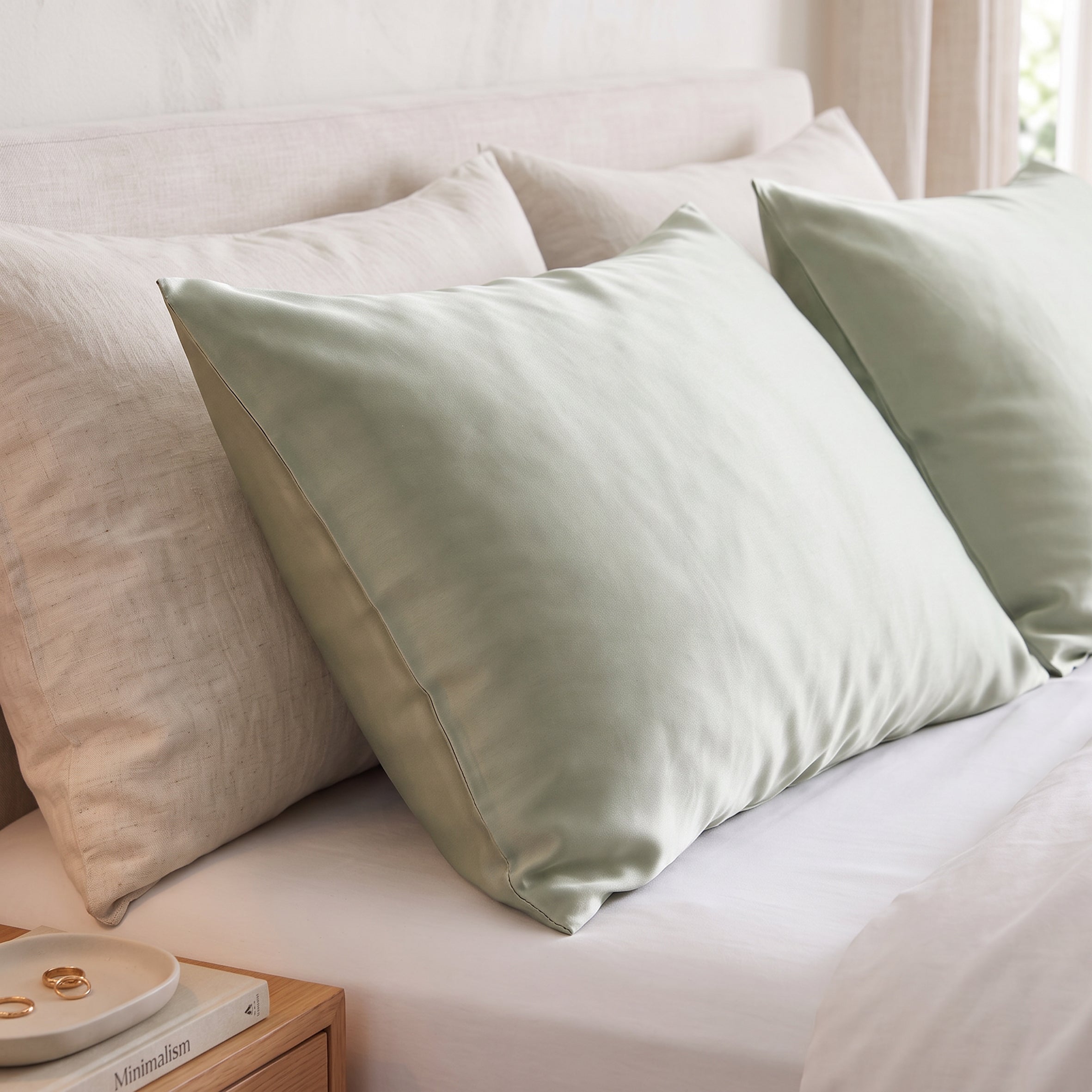 Pure Silk Pillowcase 22 Momme - Pastel Sage