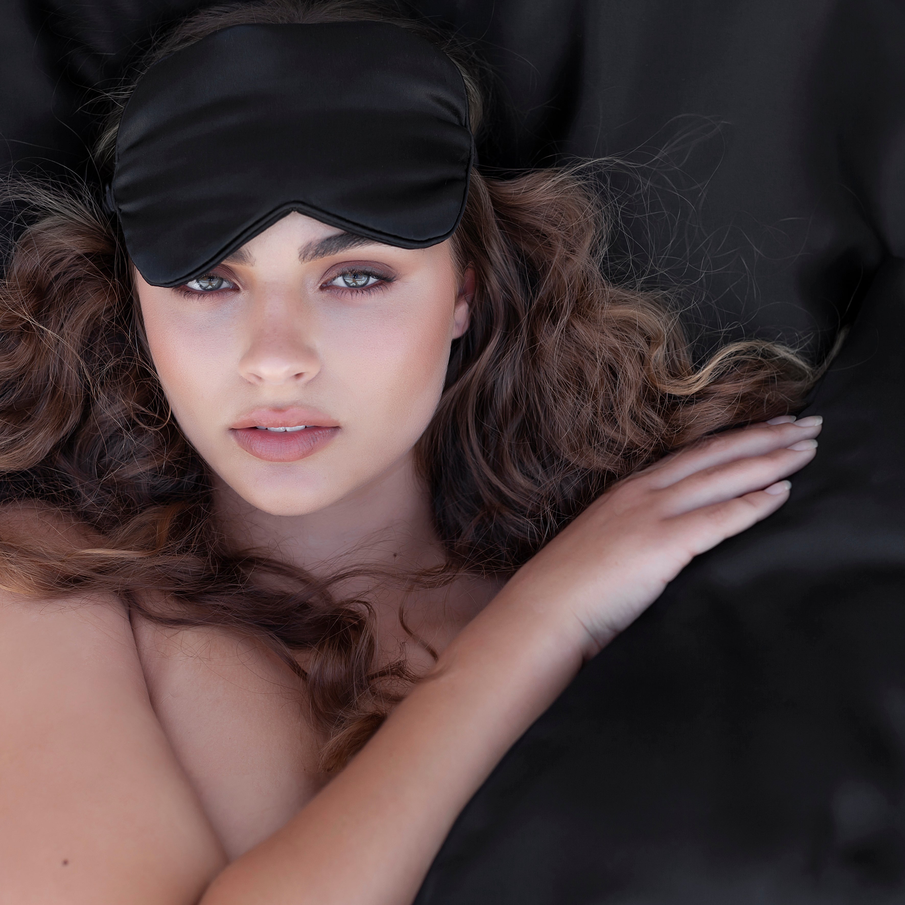 Pure Silk Pillowcase 22 Momme - Moody Black