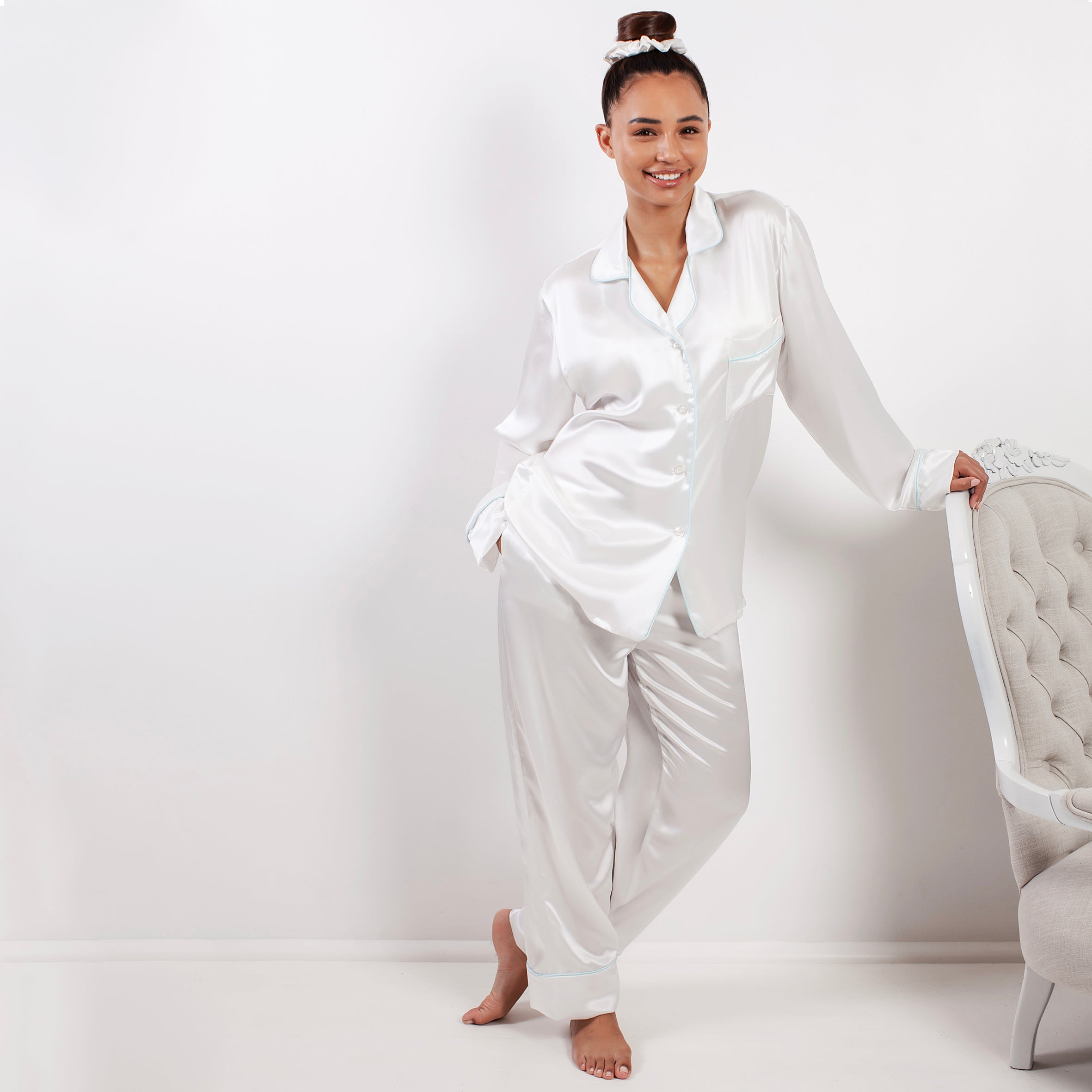 Ladies Sleeping Long PJ's - Snow White