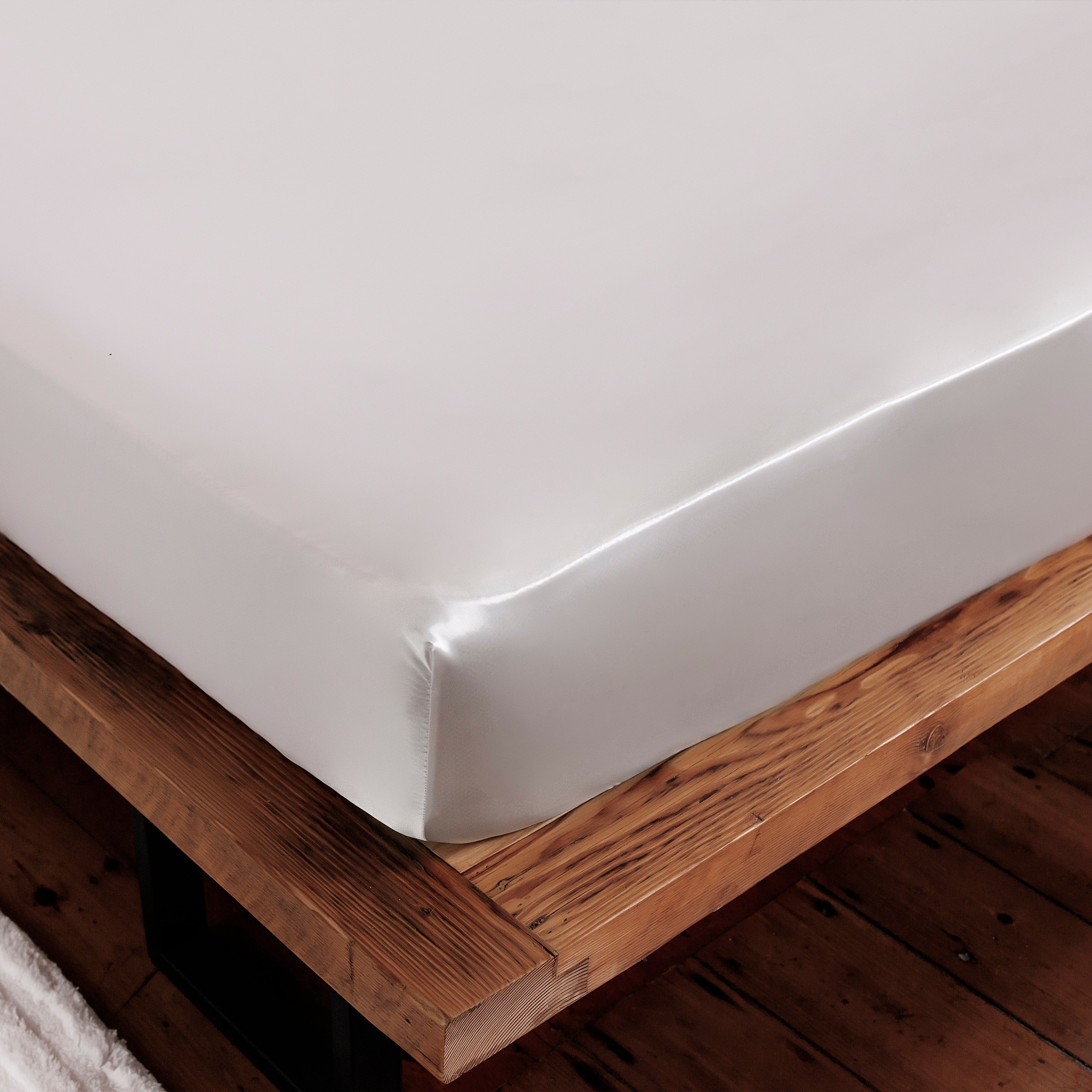 Pure Silk Fitted Sheet - Snow White