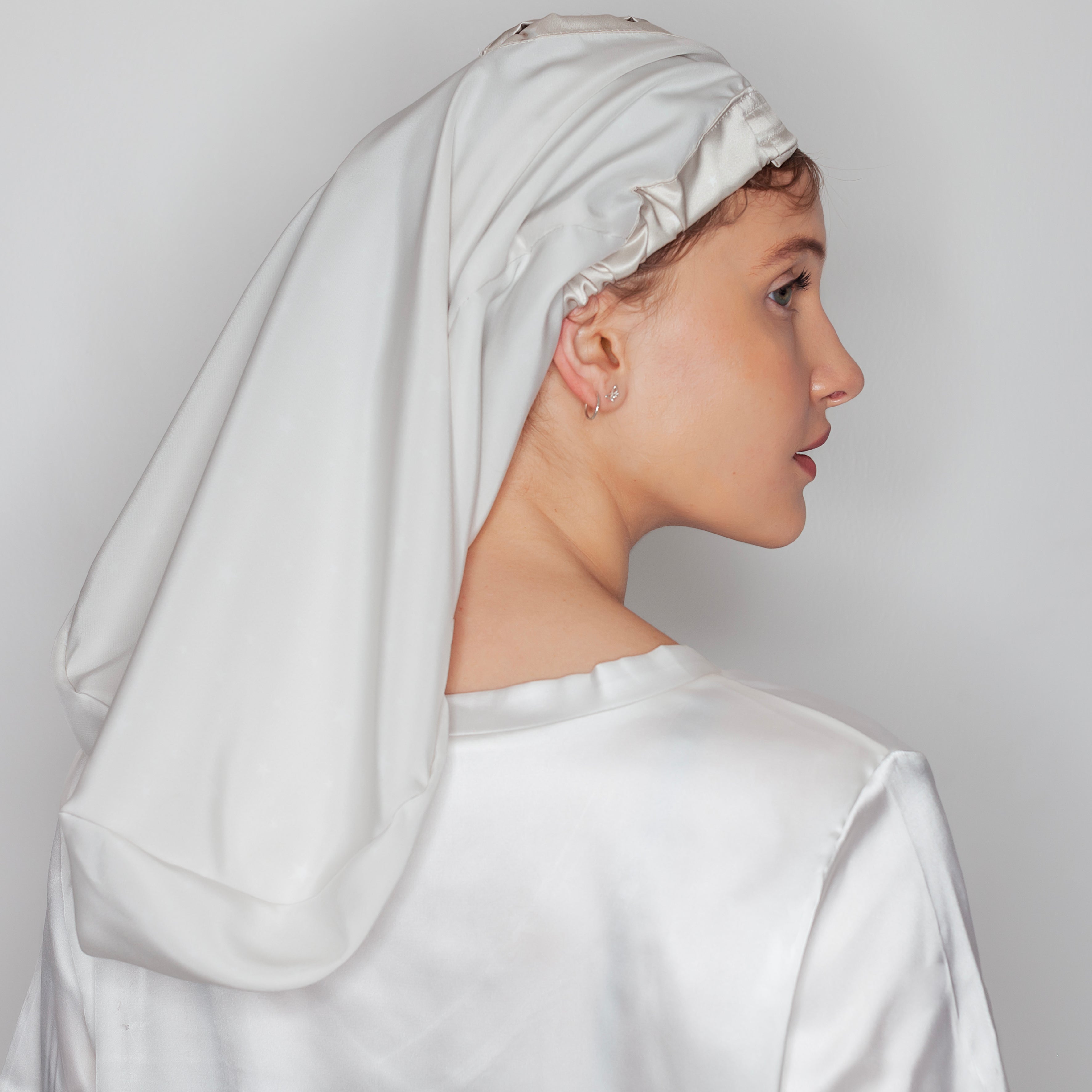 Champagne Silk Sleeping Case